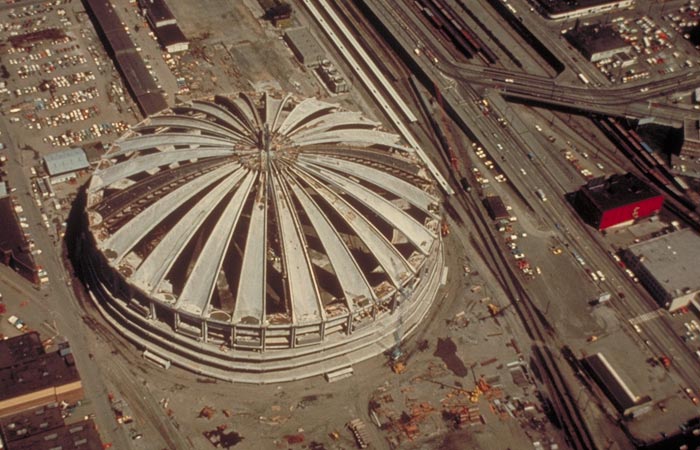 Aerial view of the Kingdome and its ribbed concrete roof